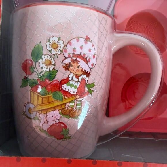 Strawberry Shortcake Sparkle Mug, Ice/Chocolate Mold, & Drink Art Stencil, NIB - Picture 3 of 6